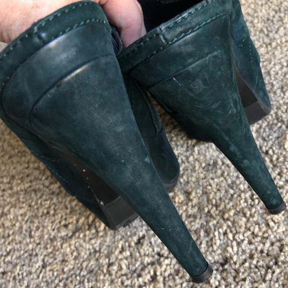 NWOT vera wang lavender shoes - Picture 5 of 11